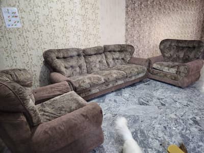 Comfortable Sofa Set for Sale