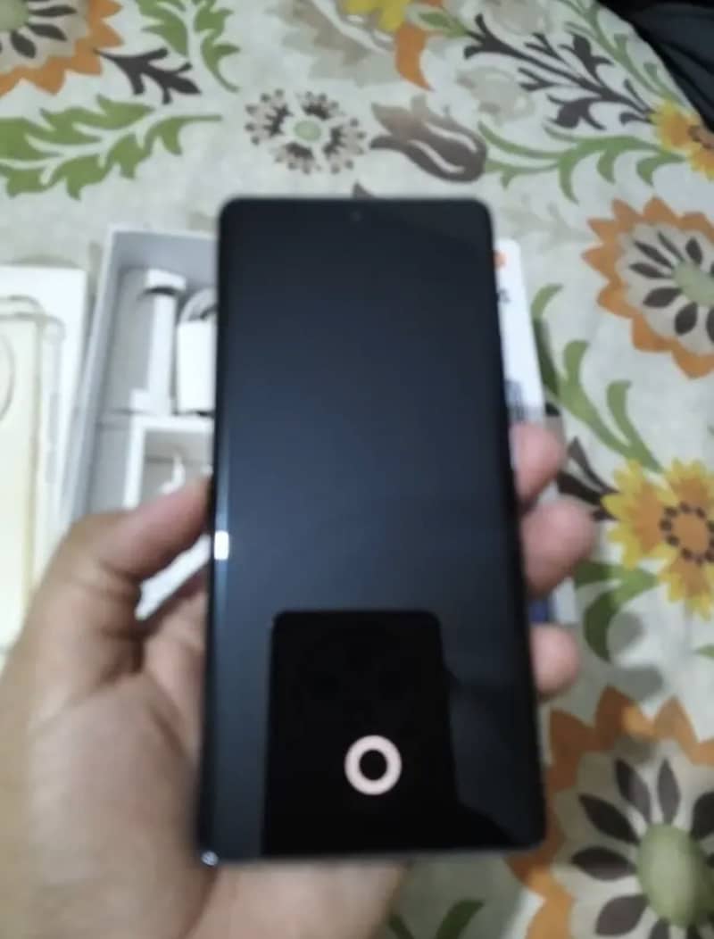 Xiaomi Redmi Note 14 Pro 1