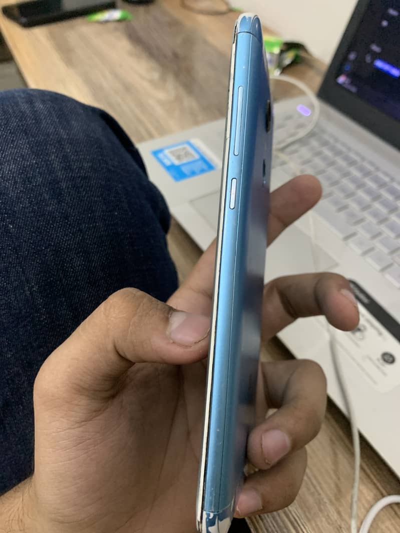 Xiaomi Redmi 5 Plus 3