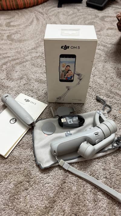 Osmo mobile 5 like new