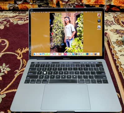 Macbookpro 2017model Touchbar