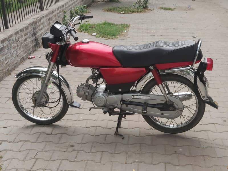 Honda CD70 1