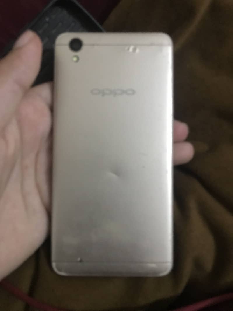 OPPO A37 8