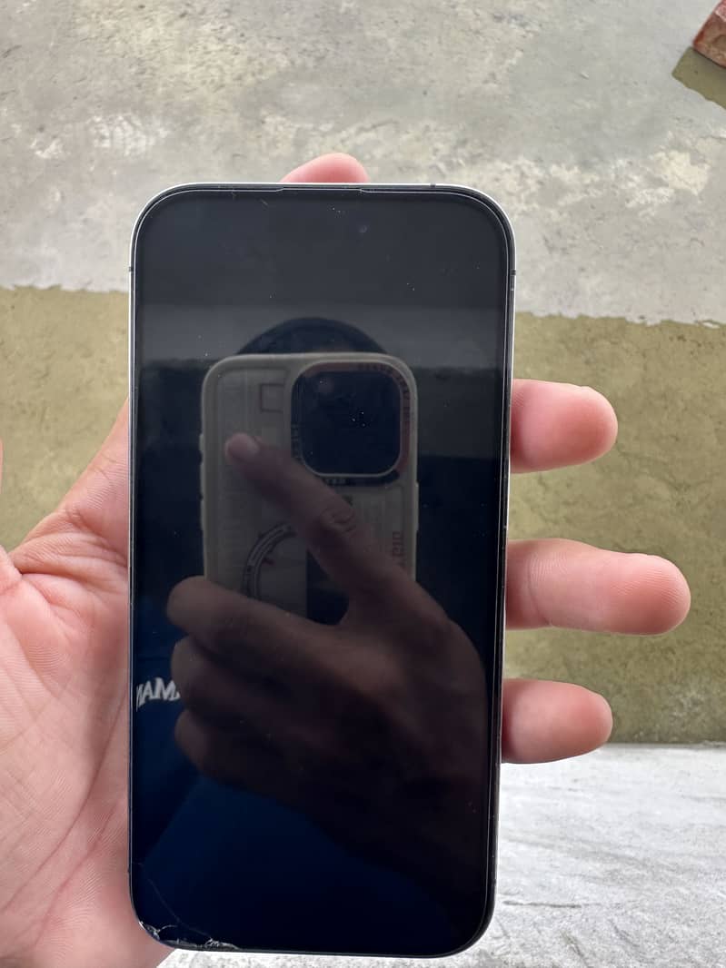 Apple iPhone 14 Pro Max 1