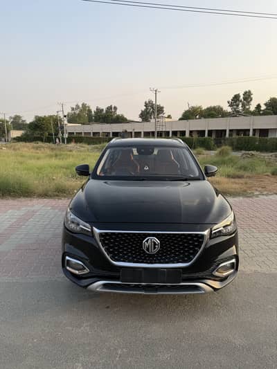 MG HS Trophy 2023