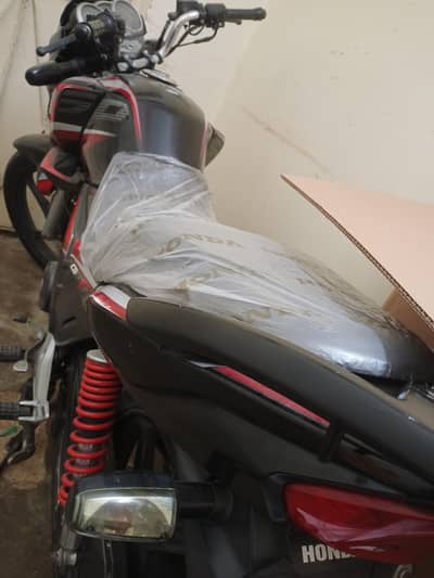 HONDA CB150F