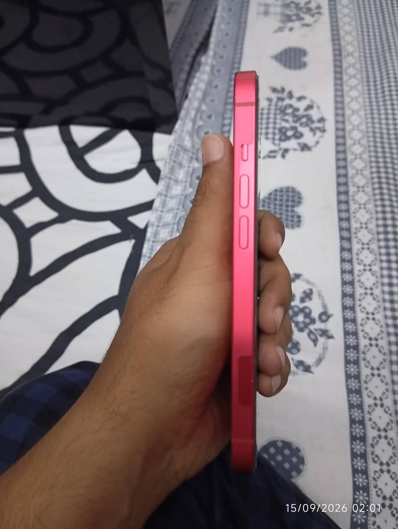 Apple iPhone 14 2