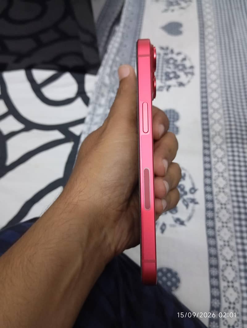 Apple iPhone 14 3