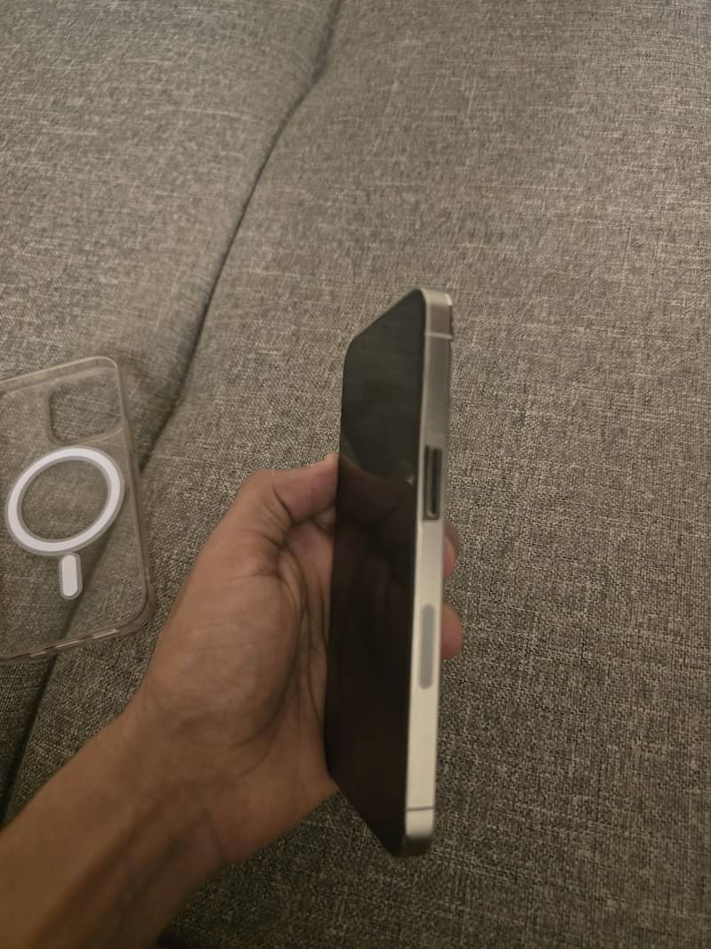 Apple iPhone 13 Pro 1