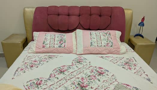 Bed in DHA for sale