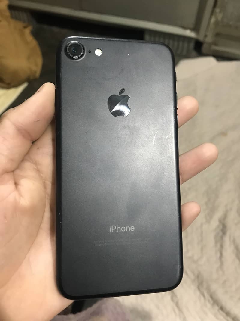 iPhone 7 0