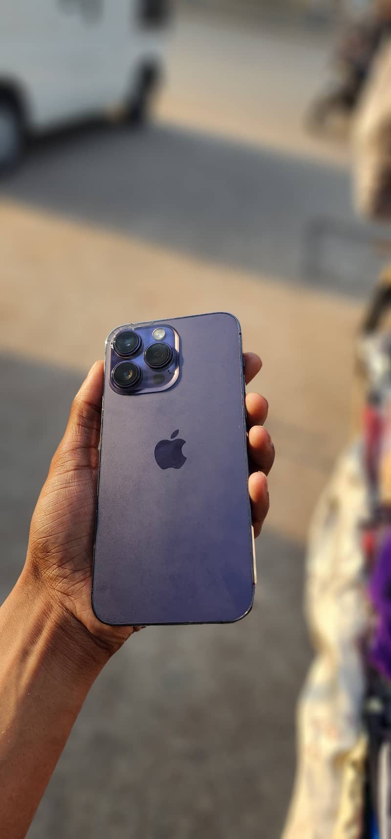 Apple iPhone 14 Pro Max E sim time pending 4
