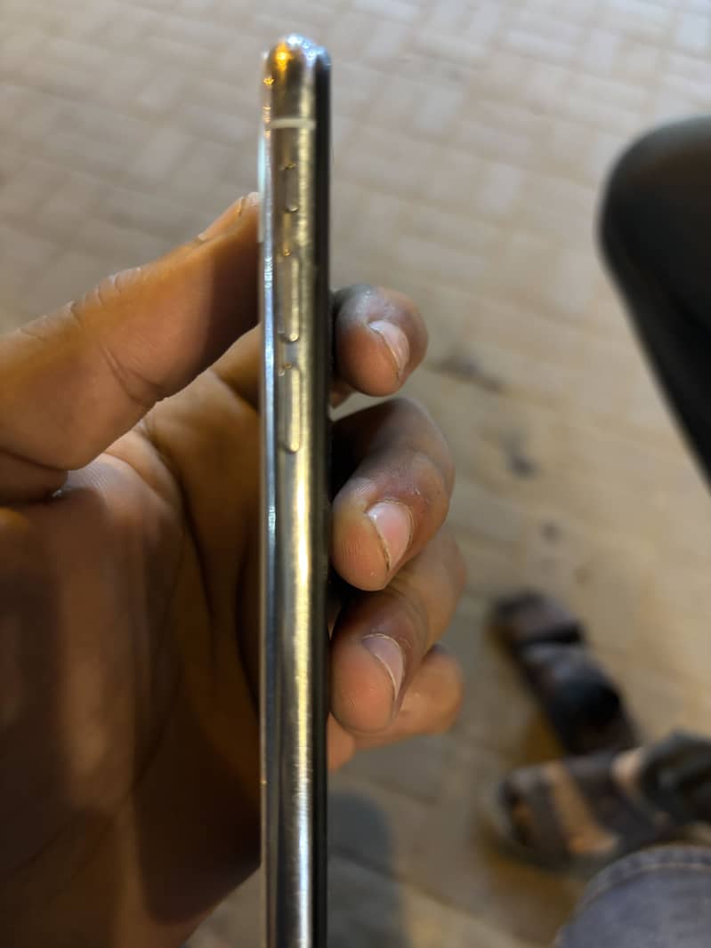 Apple iPhone X 2