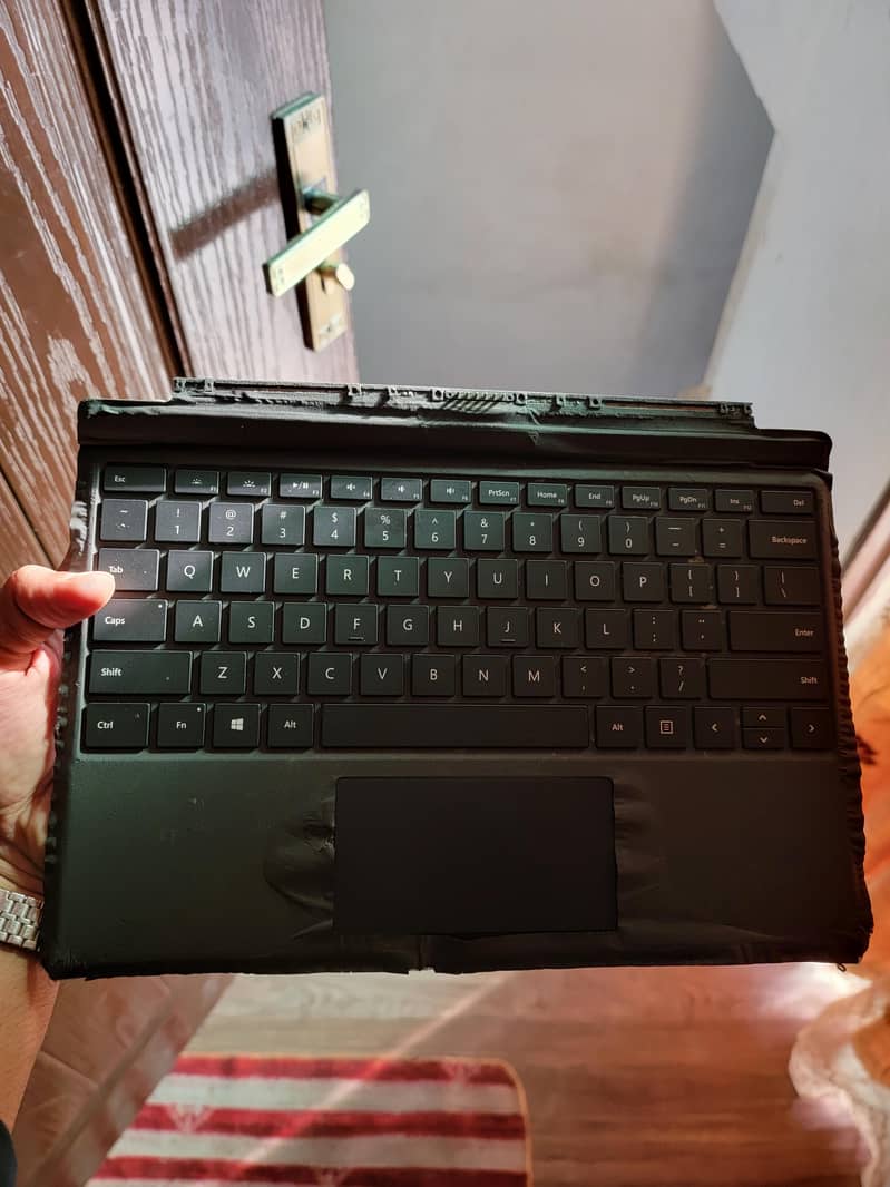 Microsoft surface laptop core i5 7