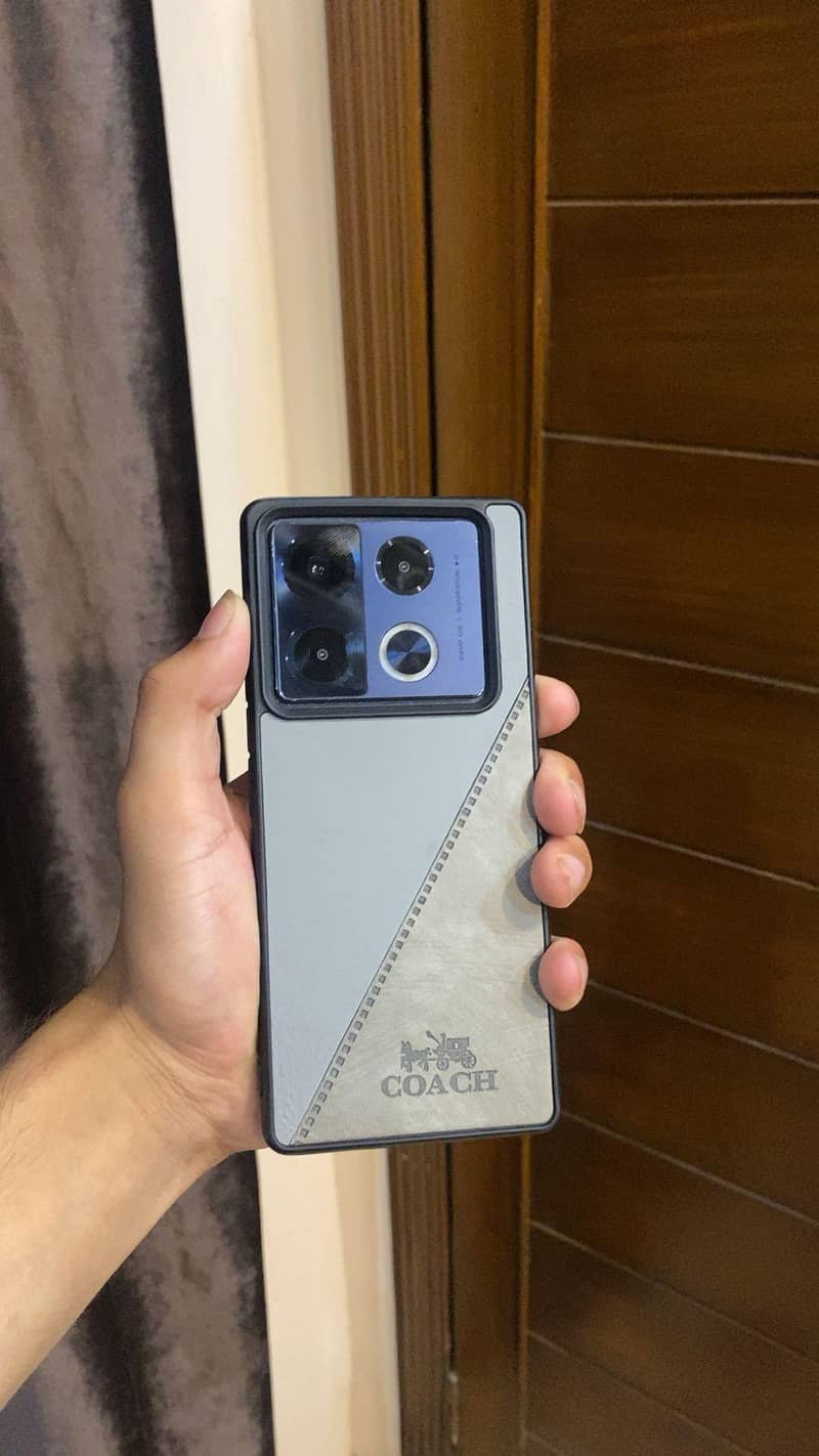 Infinix Note 40 Pro 0