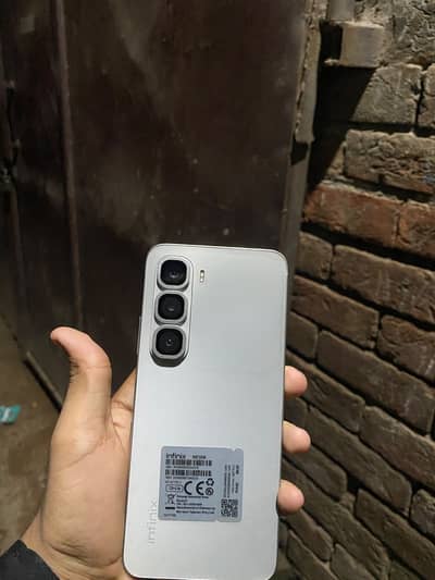 Infinix hot 60i