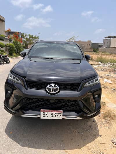 Toyota Fortuner Legender 2022