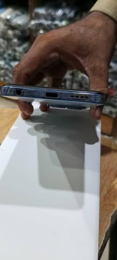 Infinix HoT 40i