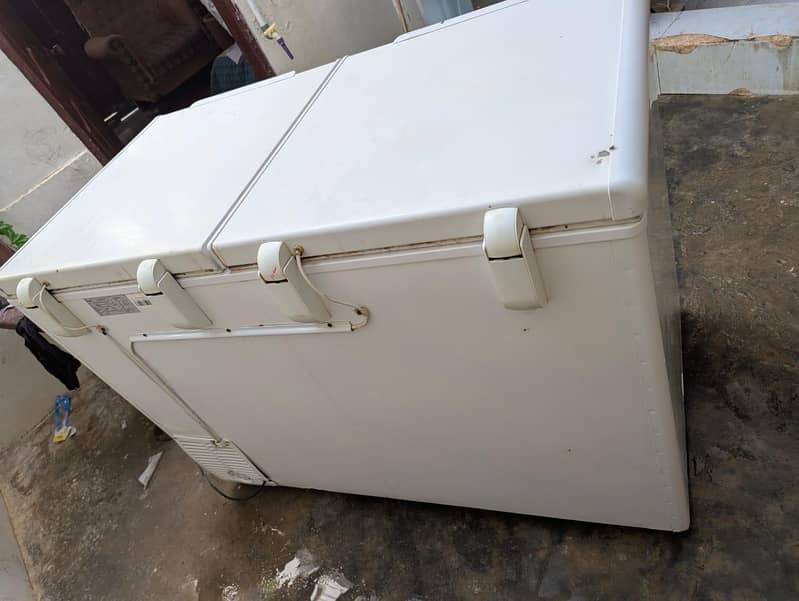 refrigerator 3