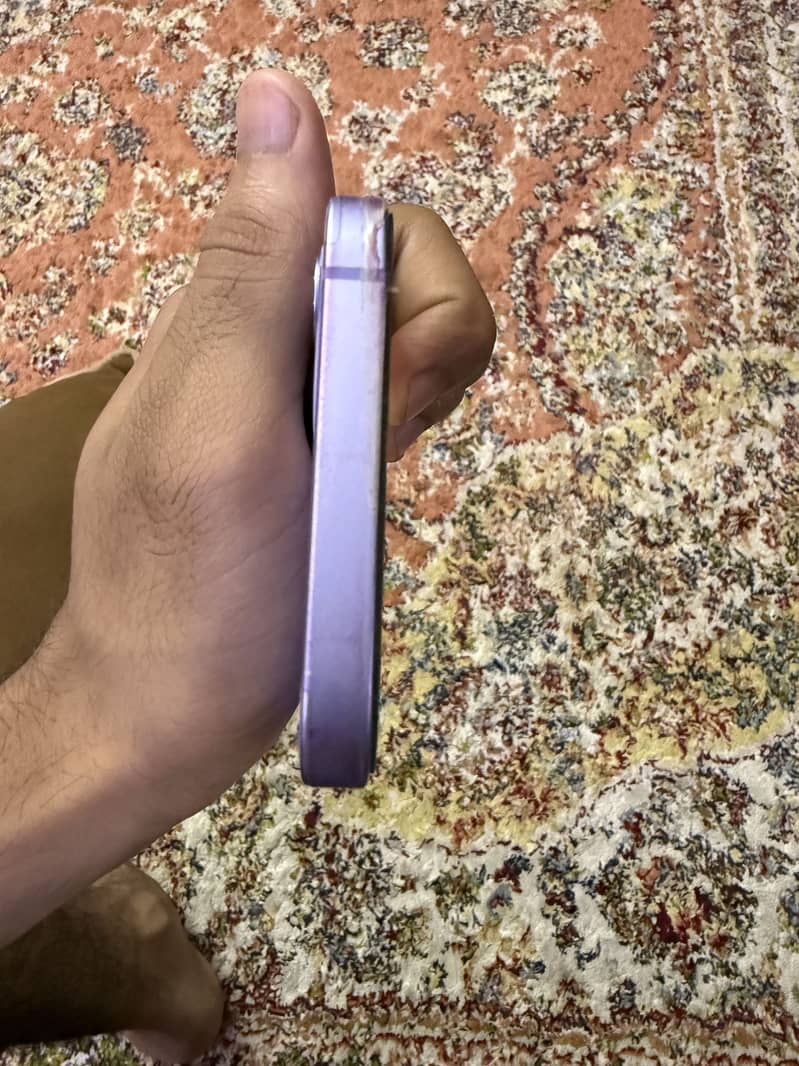 Apple iPhone 12 1
