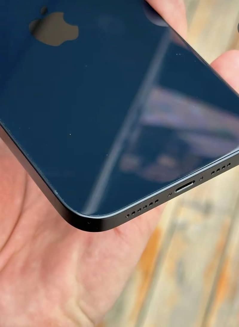 Apple iPhone 14 1