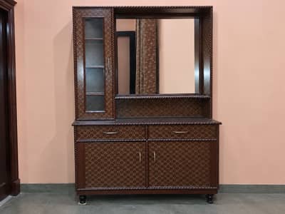 Waterproof Ply Dressing Table | 4 Years Used | Excellent Condition