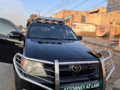 Toyota Hilux 2011