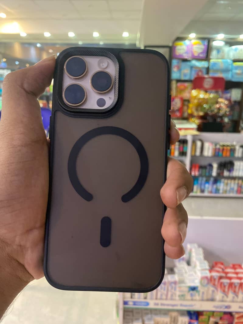 iPhone 16 pro max 5