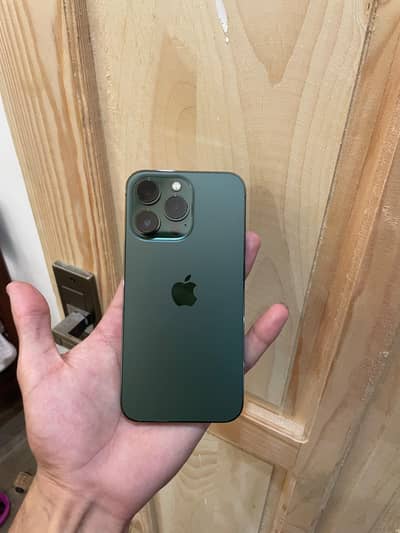 iPhone 13 Pro water pack 91% battery