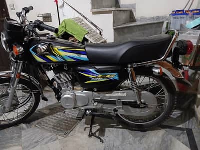 Honda 125 2026 model black color