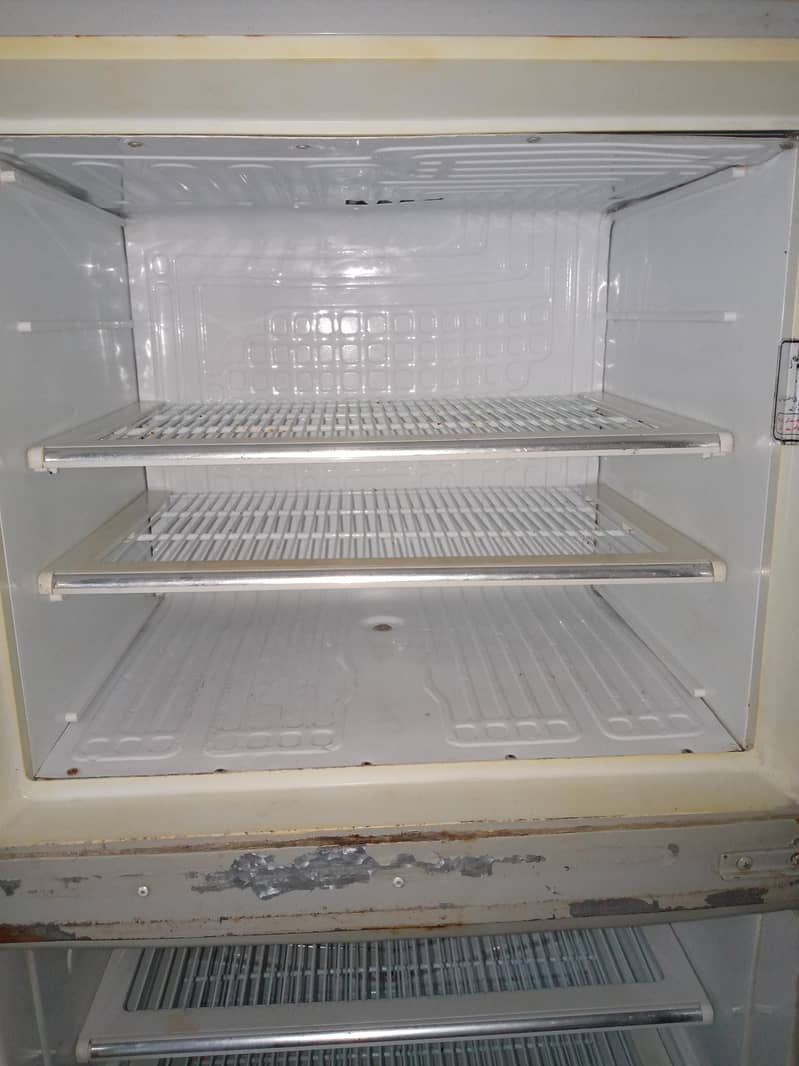 Dawlance fridge 3