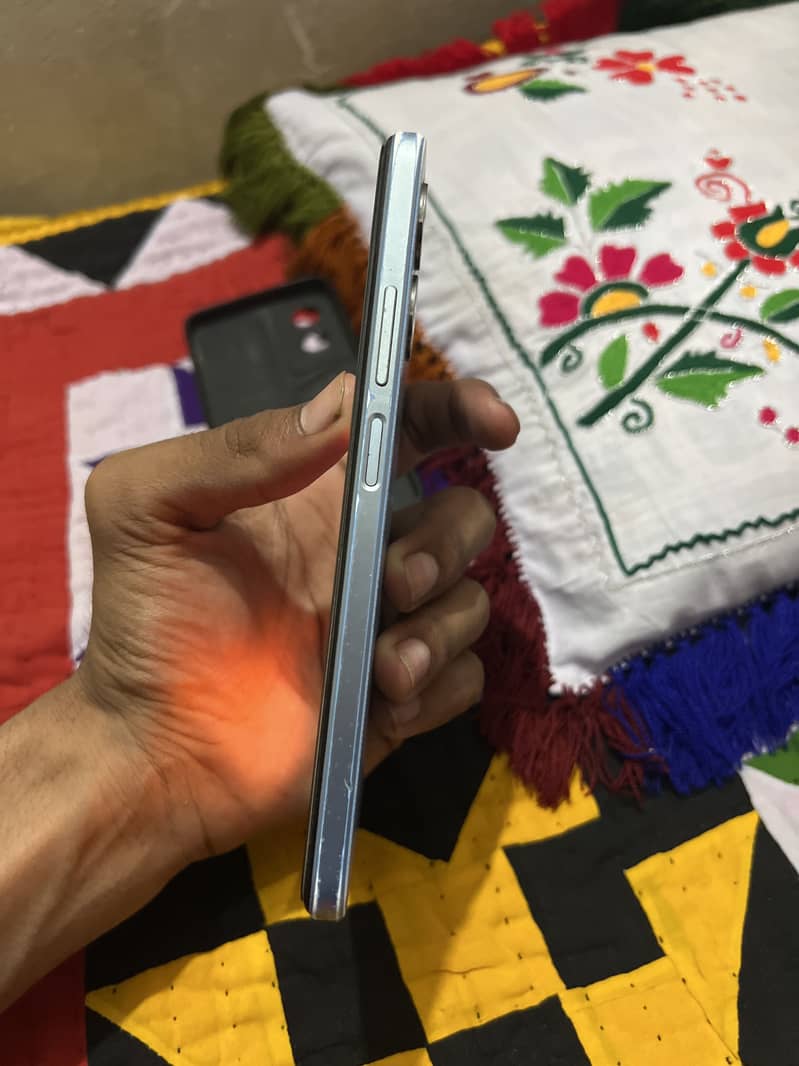 OPPO A17 4