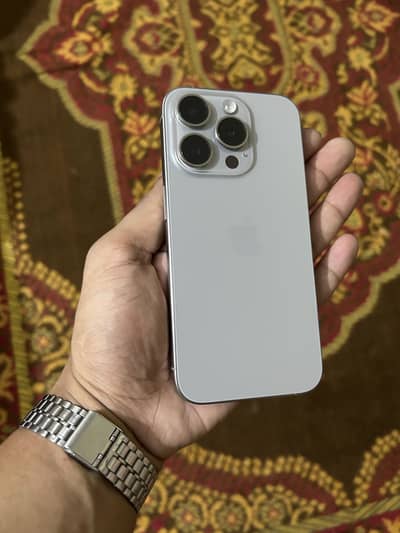 Apple iPhone 15 Pro