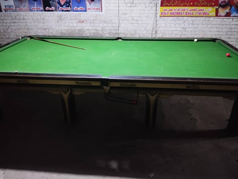 2 Snooker Tables 4