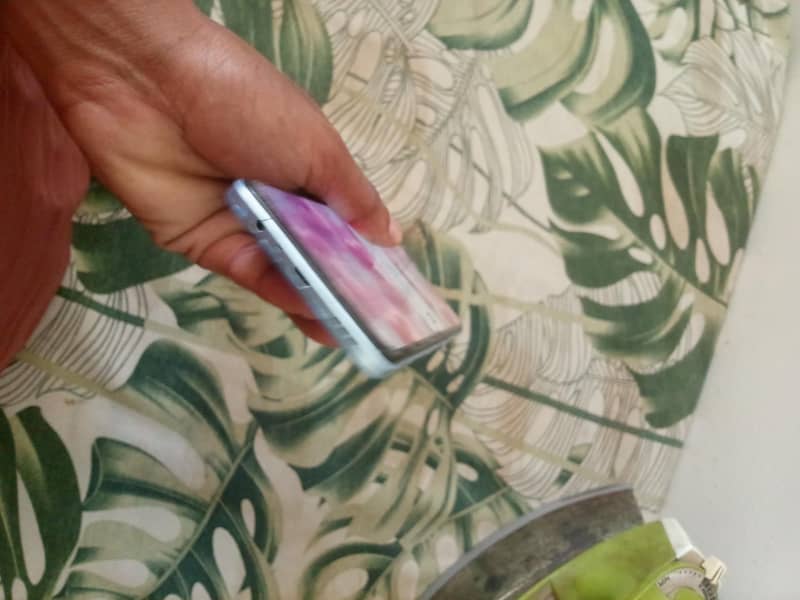 OPPO A17 4