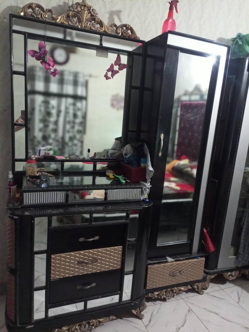 Bed wardrobe dressing 0