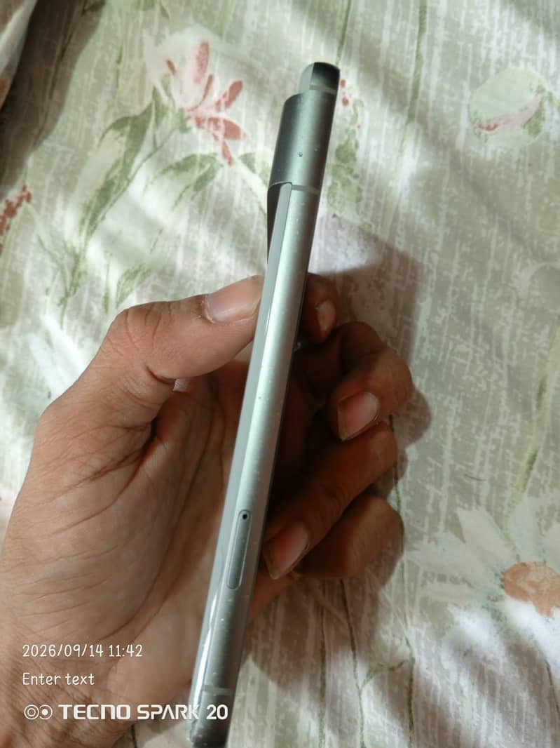 Google Pixel 8 2