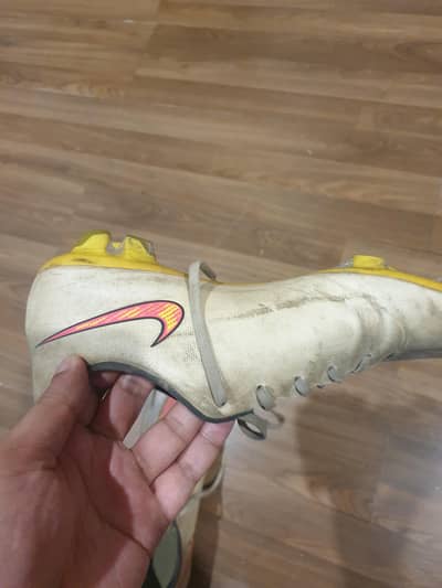 Original Nike Mercurial Vapor Football Cleats "10 UK and 11 US size"
