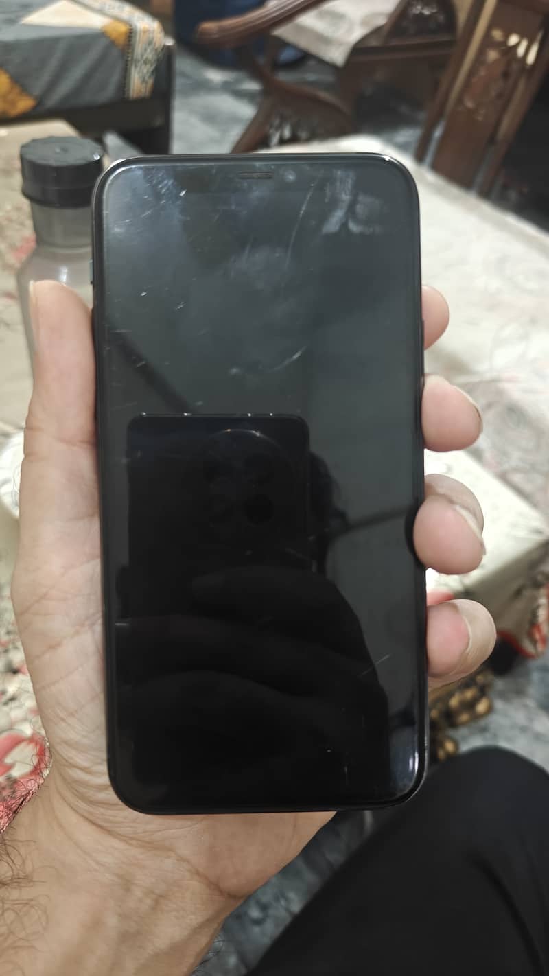 Apple iPhone 11 Pro 7