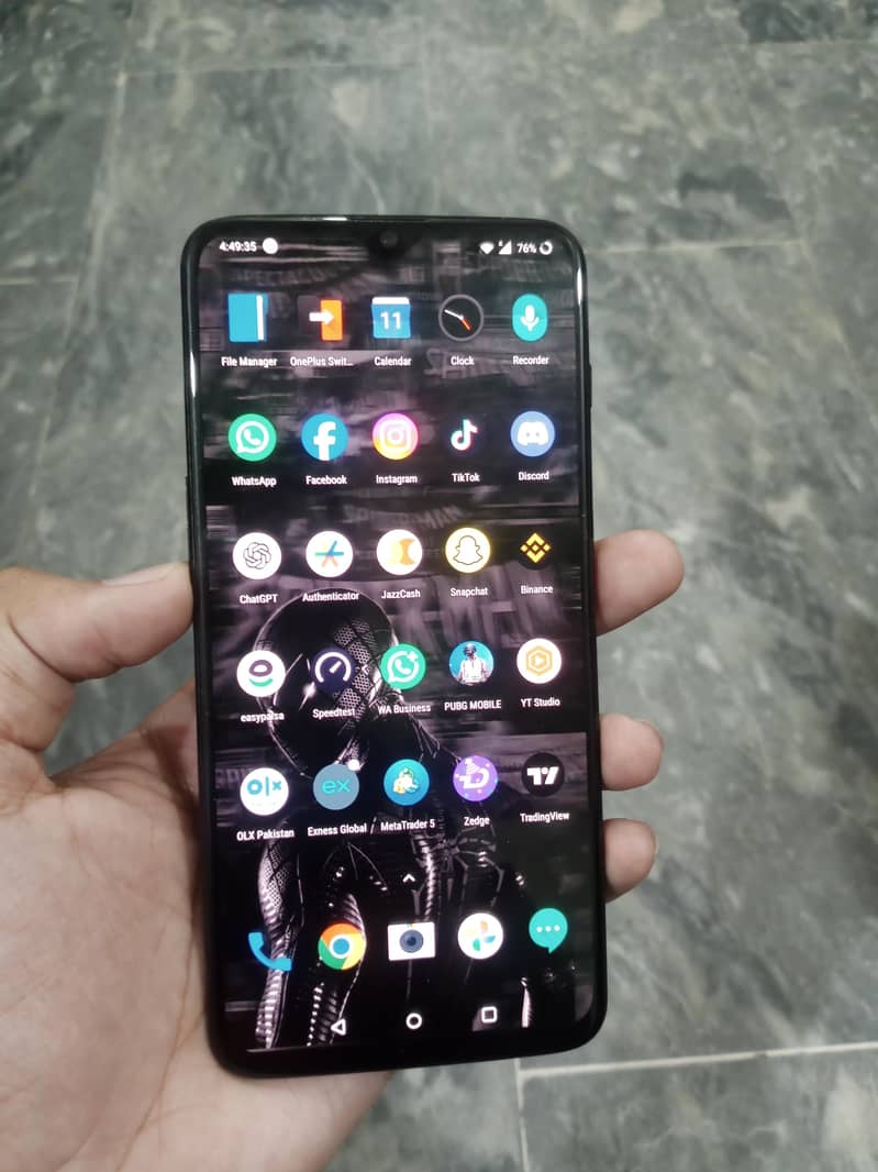 One Plus 6T 4