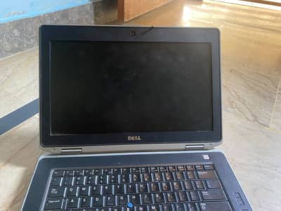 i5 ( 3th Gen )  4 Ram 128 Gb ssd card