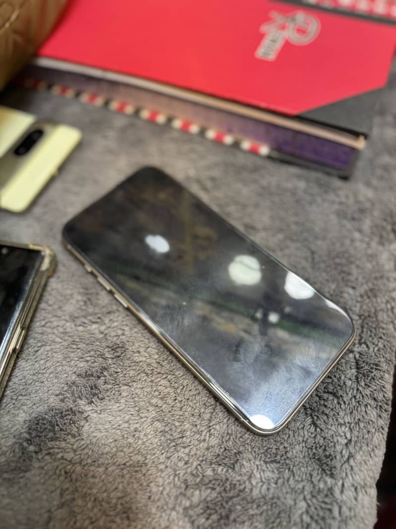 IPhone 15 Pro Max JV 2