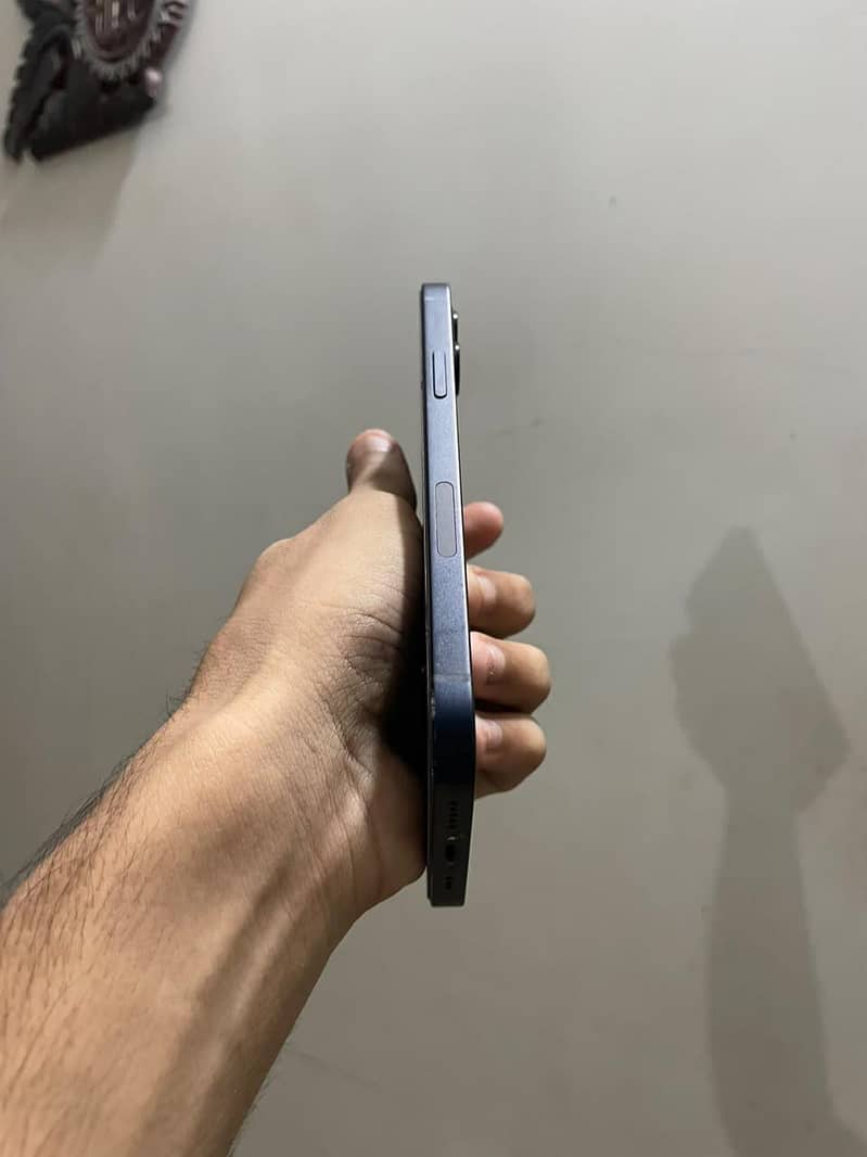 Apple iPhone 12 14