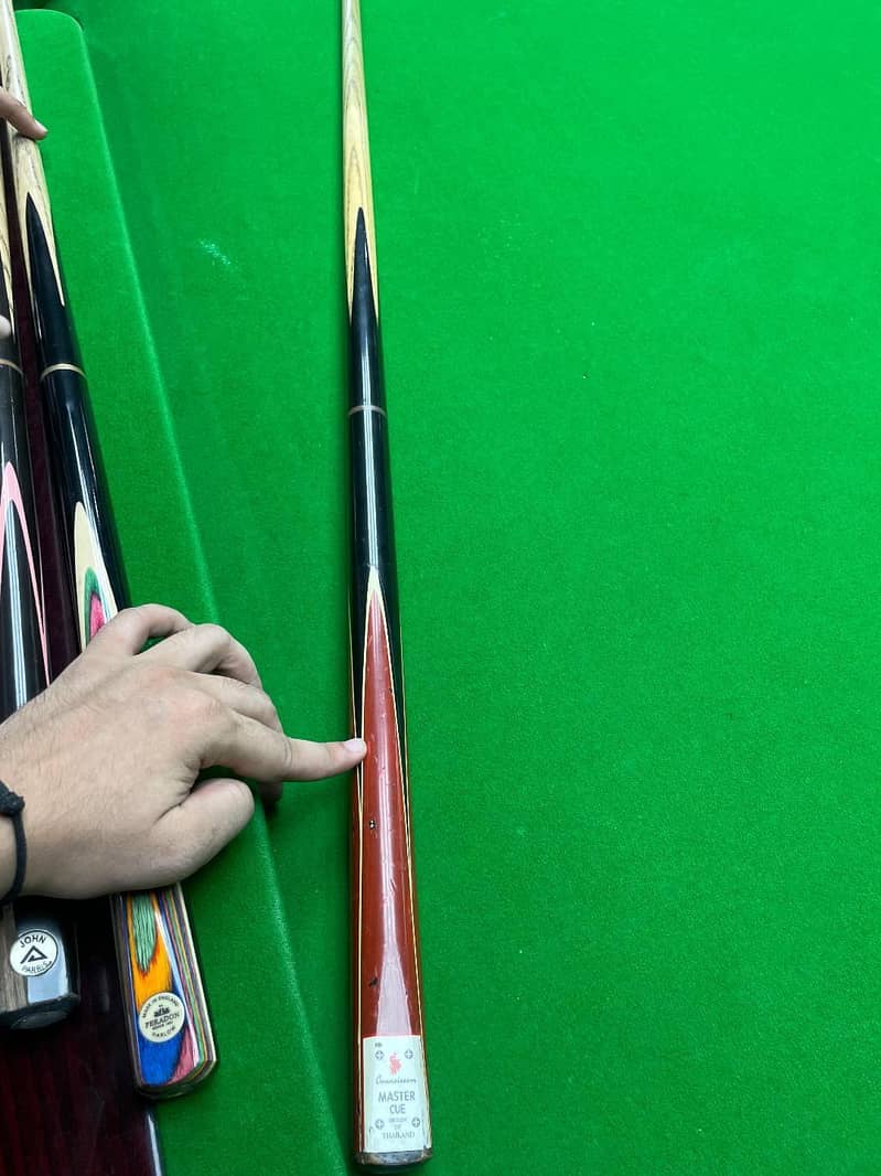 Master snooker cue 0