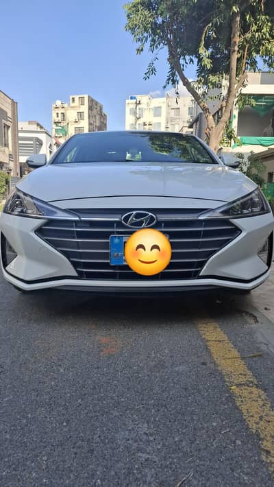Hyundai Elantra 2024