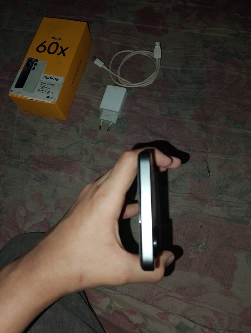 Realme Note 60x 3