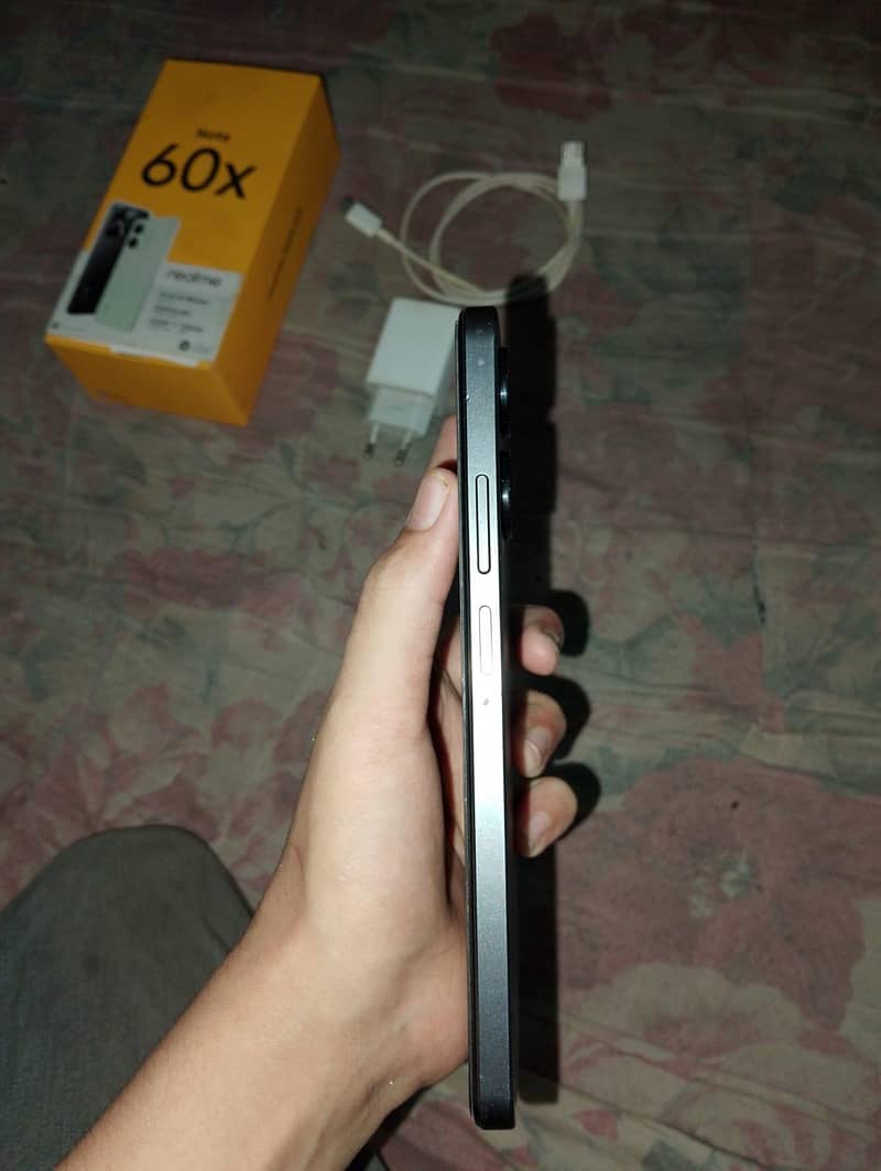 Realme Note 60x 4