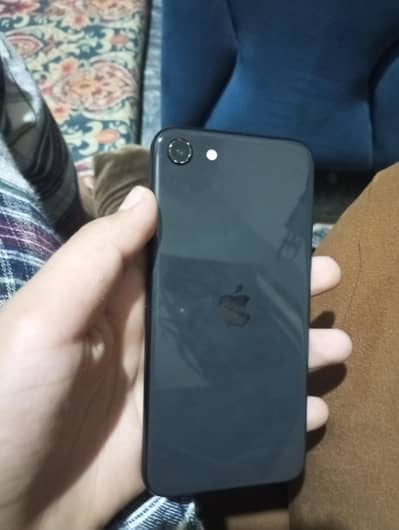 Apple iPhone SE