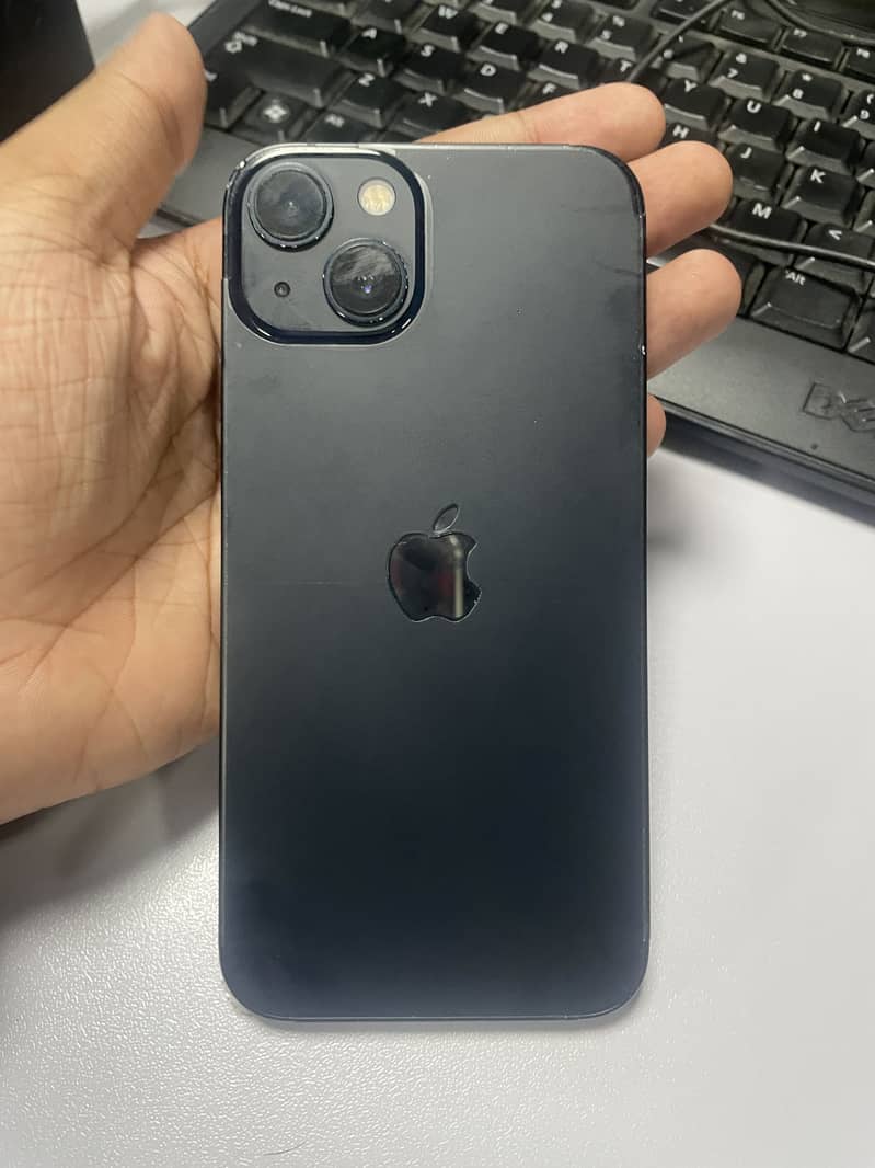 Apple iPhone 13 6