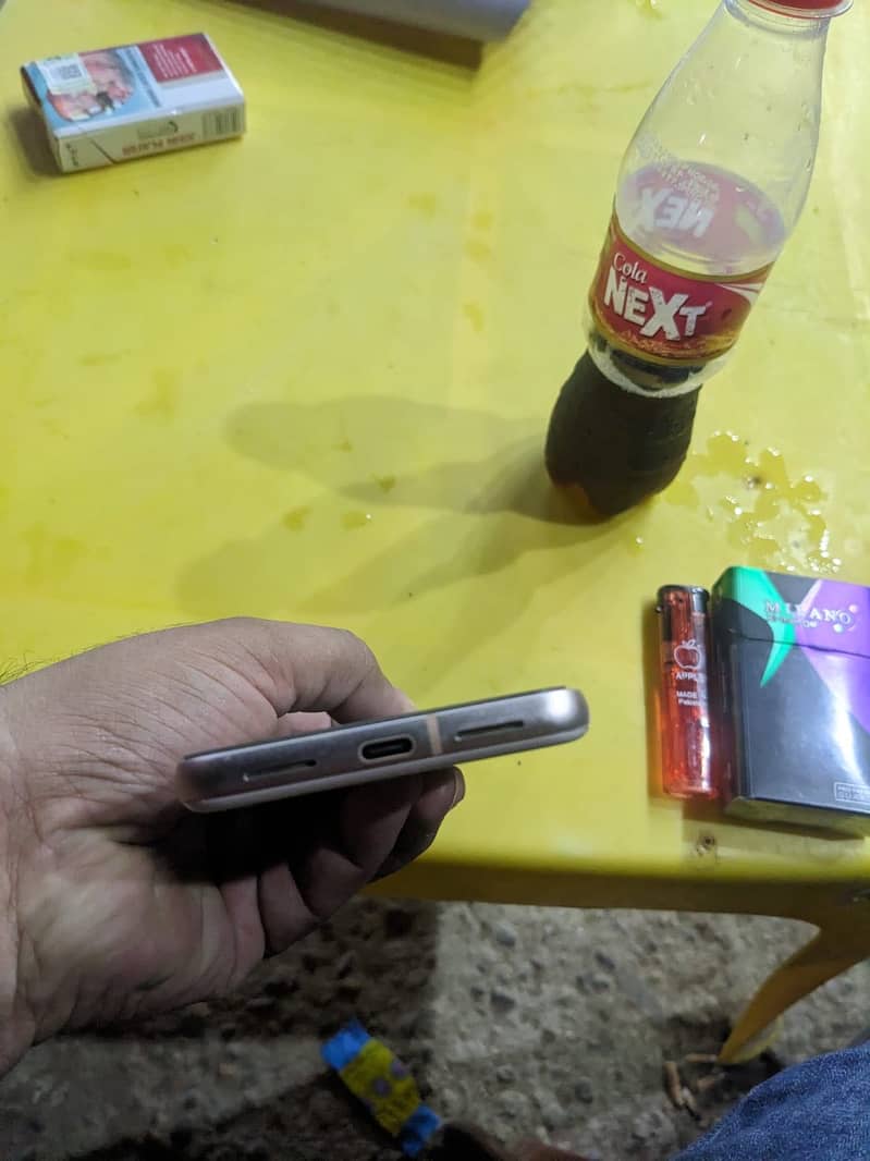 Google Pixel 8 5